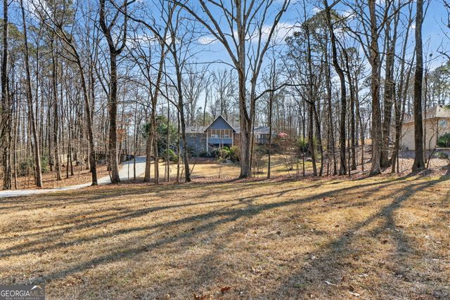 175 Flat Creek Court, Fayetteville, GA 30214