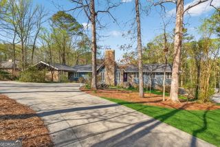 175 Flat Creek Court, Fayetteville, GA 30214