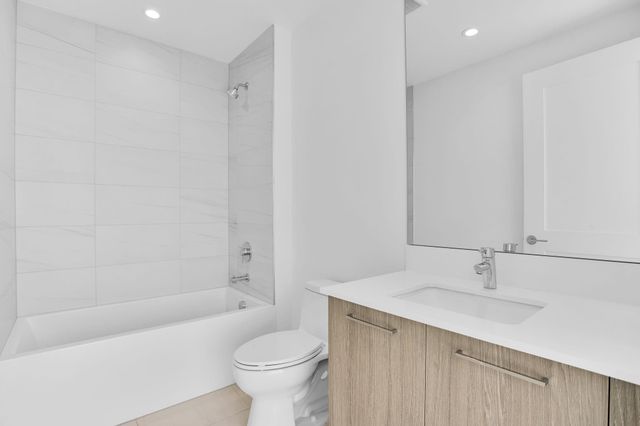 151 N Seabreeze Boulevard E-2502, Fort Lauderdale, FL 33304