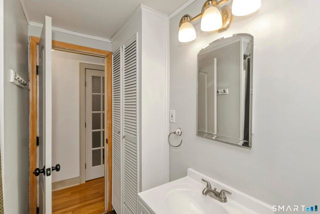 16 Coolidge Drive, Enfield, CT 06082