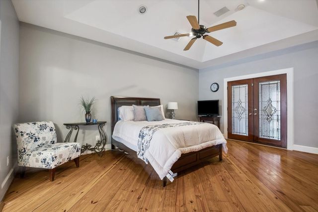 915 Knox Street D, Houston, TX 77007