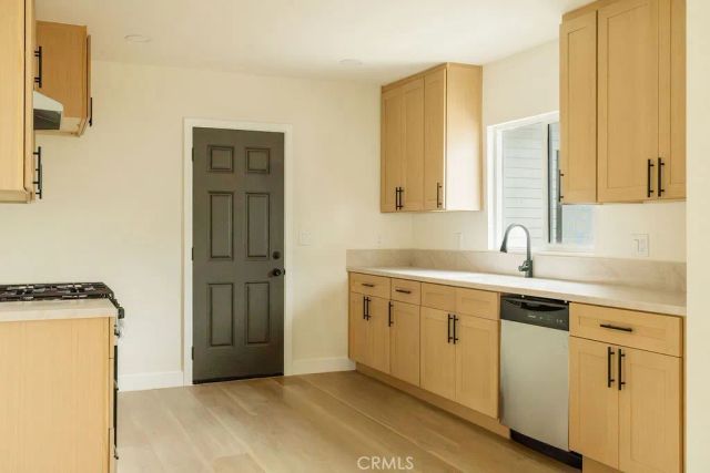 164 E 10th Street, San Bernardino, CA 92410