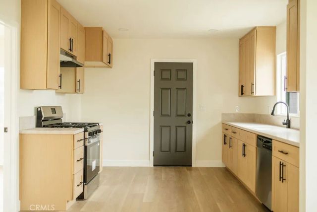 164 E 10th Street, San Bernardino, CA 92410