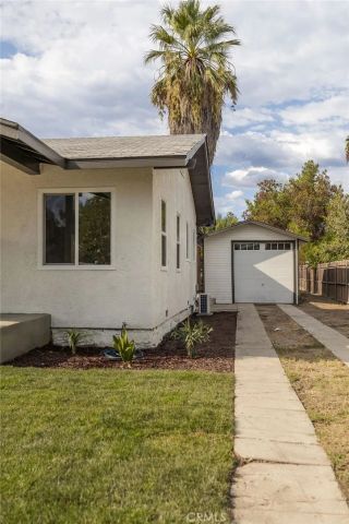 164 E 10th Street, San Bernardino, CA 92410