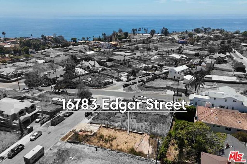 16783 Edgar Street, Pacific Palisades (los Angeles), CA 90272