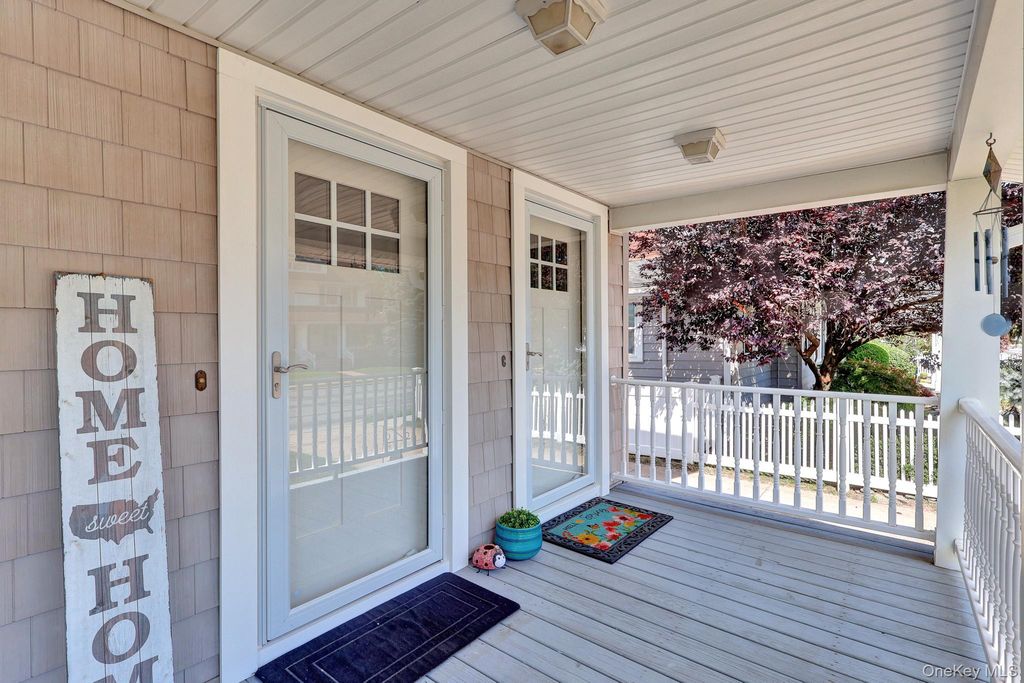 53 Watts Place, Lynbrook, NY 11563 — photo 5