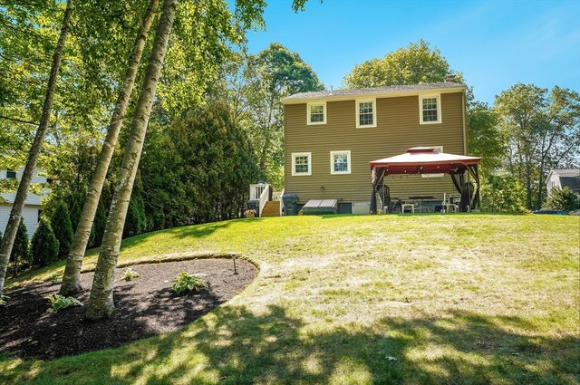 54 Maplewood Ave, Methuen, MA 01844