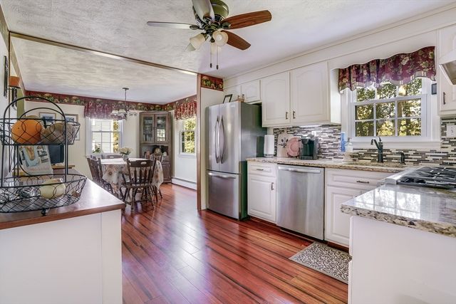 54 Maplewood Ave, Methuen, MA 01844
