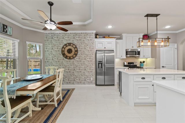 1003 Garrett Drive, Magnolia, TX 77354