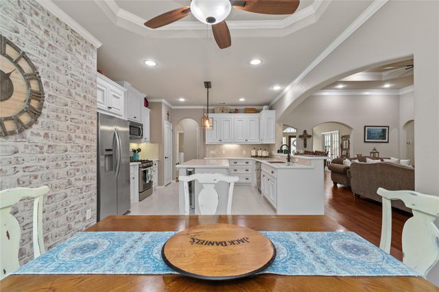 1003 Garrett Drive, Magnolia, TX 77354