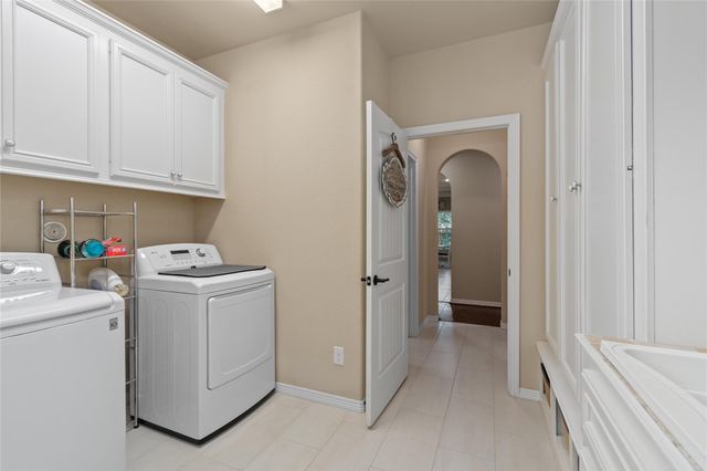 1003 Garrett Drive, Magnolia, TX 77354