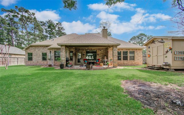 1003 Garrett Drive, Magnolia, TX 77354