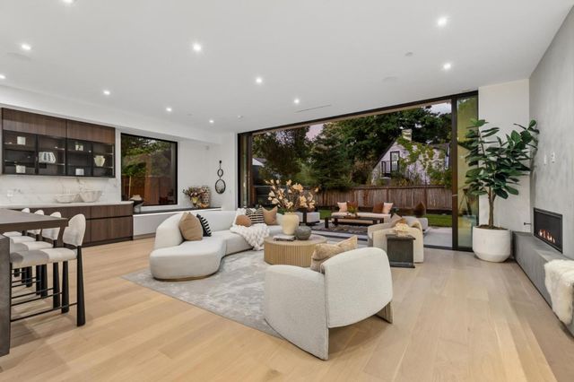 28 San Benito Avenue, Atherton, CA 94027