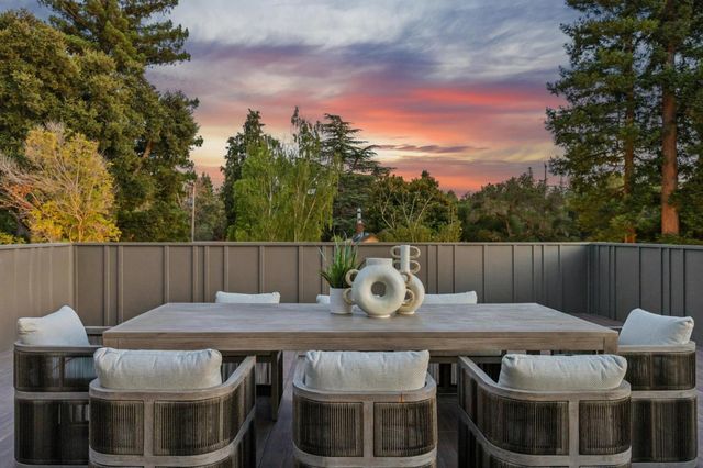 28 San Benito Avenue, Atherton, CA 94027