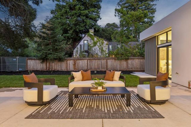 28 San Benito Avenue, Atherton, CA 94027