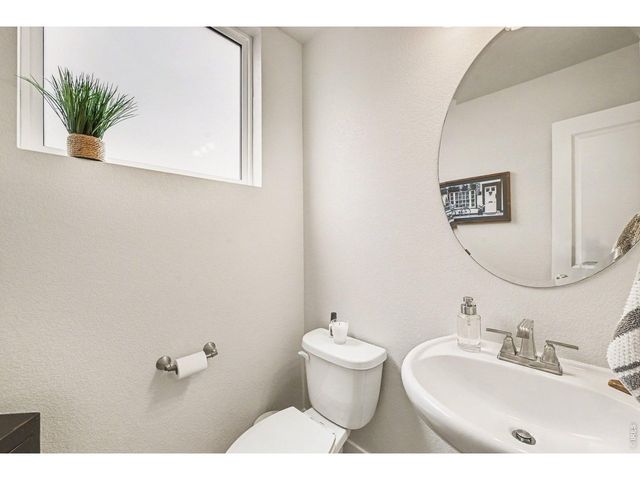 4984 Goya Ct, Loveland, CO 80538