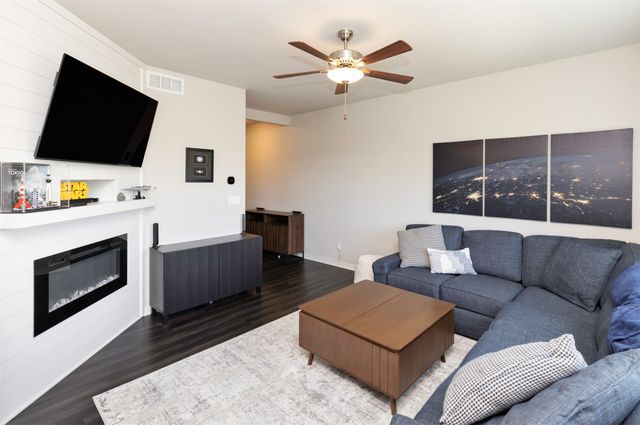 3109 NE 2nd Lane, Ankeny, IA 50021