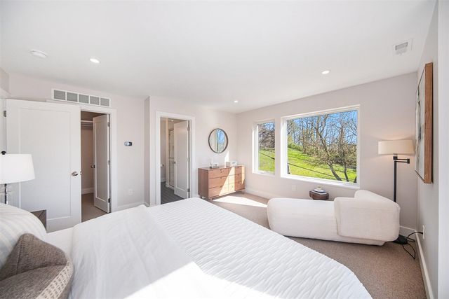 207 Sunset Road, Ann Arbor, MI 48103