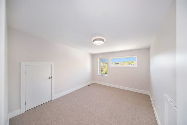 207 Sunset Road, Ann Arbor, MI 48103