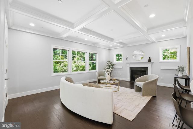 3105 PLYERS MILL RD, Kensington, MD 20895