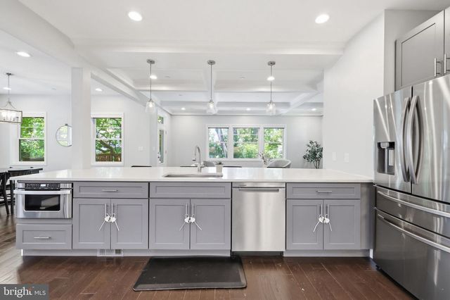 3105 PLYERS MILL RD, Kensington, MD 20895