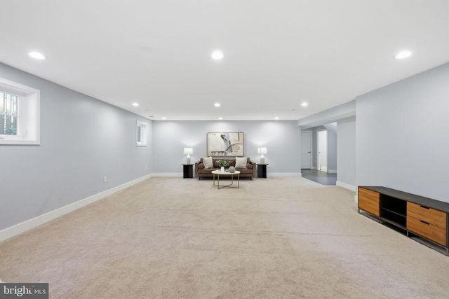 3105 PLYERS MILL RD, Kensington, MD 20895
