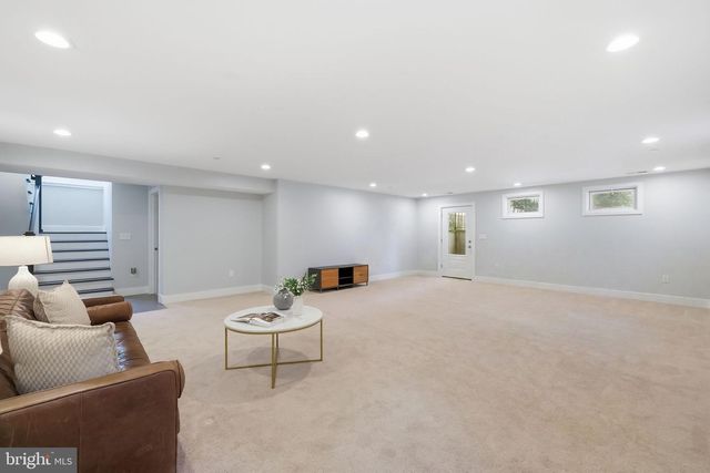 3105 PLYERS MILL RD, Kensington, MD 20895