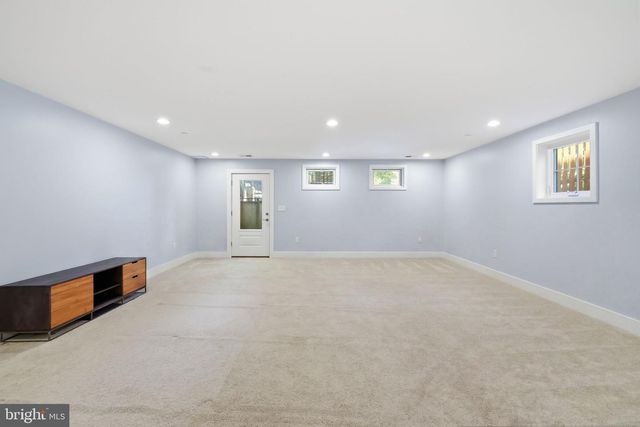 3105 PLYERS MILL RD, Kensington, MD 20895