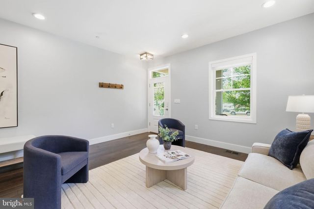 3105 PLYERS MILL RD, Kensington, MD 20895