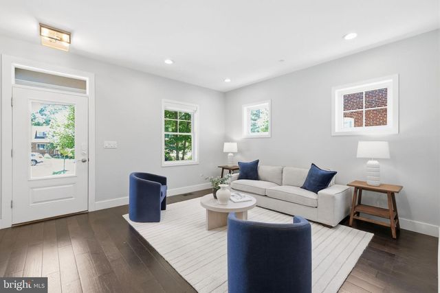 3105 PLYERS MILL RD, Kensington, MD 20895