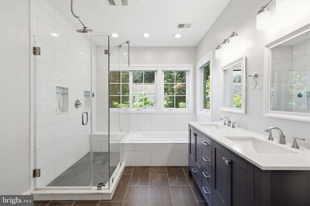 3105 PLYERS MILL RD, Kensington, MD 20895