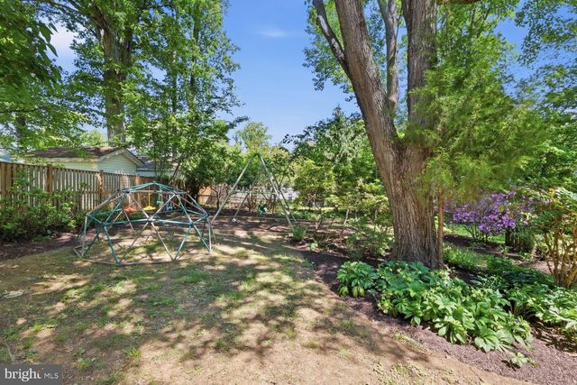 3105 PLYERS MILL RD, Kensington, MD 20895
