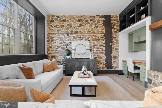 155 WYEBROOK RD, Honey Brook, PA 19344