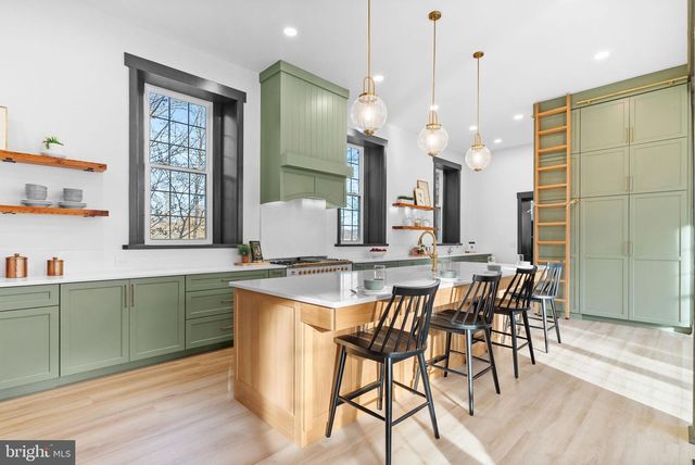 155 WYEBROOK RD, Honey Brook, PA 19344