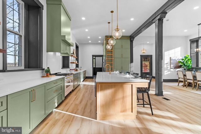 155 WYEBROOK RD, Honey Brook, PA 19344