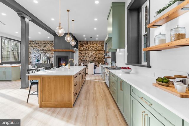 155 WYEBROOK RD, Honey Brook, PA 19344