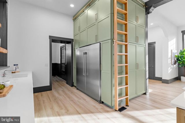 155 WYEBROOK RD, Honey Brook, PA 19344