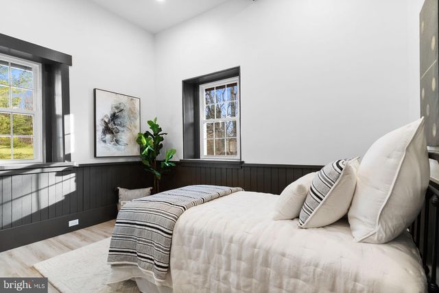 155 WYEBROOK RD, Honey Brook, PA 19344