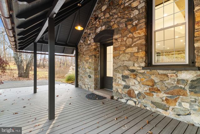 155 WYEBROOK RD, Honey Brook, PA 19344