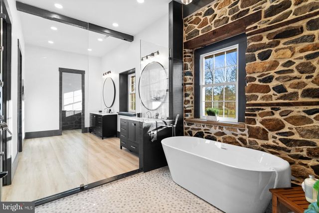 155 WYEBROOK RD, Honey Brook, PA 19344