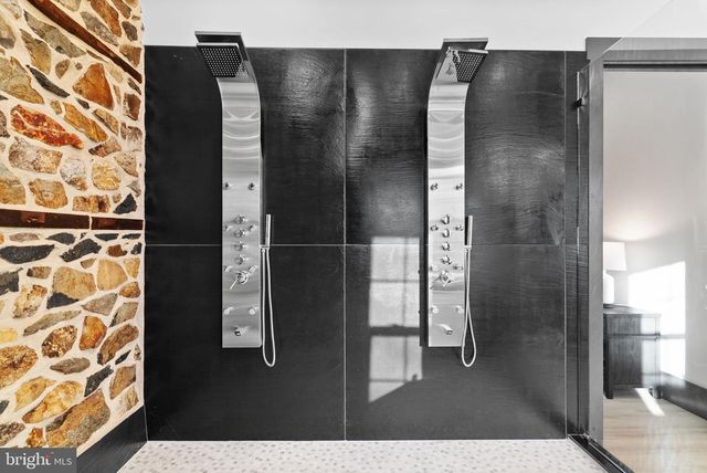 155 WYEBROOK RD, Honey Brook, PA 19344