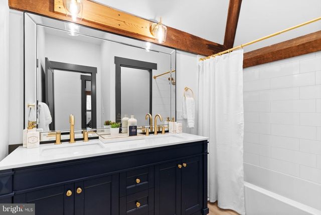 155 WYEBROOK RD, Honey Brook, PA 19344