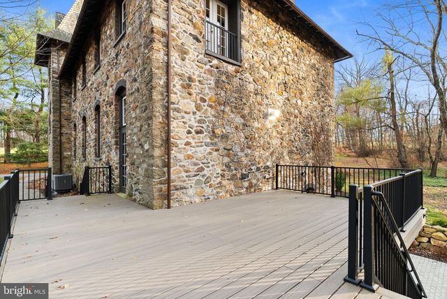 155 WYEBROOK RD, Honey Brook, PA 19344