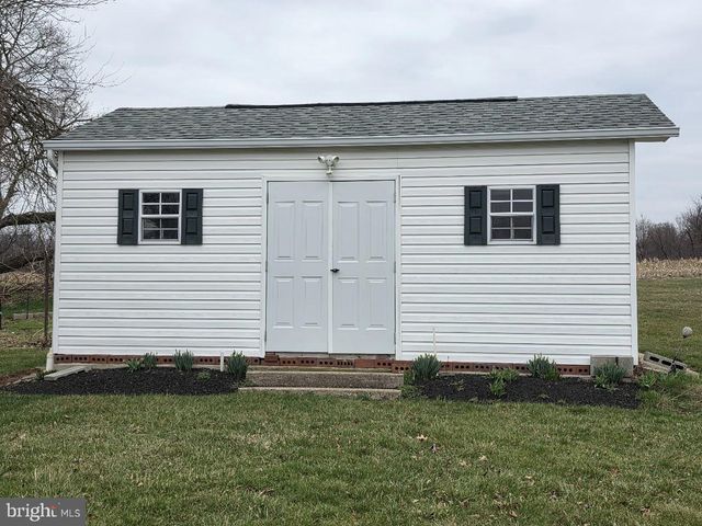 24 RIVERVIEW DR, Middletown, PA 17057