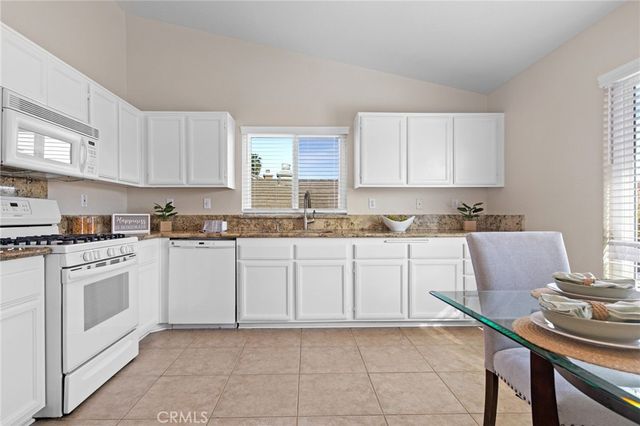 4170 Sydney Harbour, Riverside, CA 92508