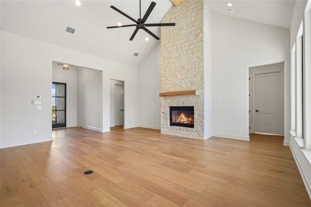 2136 Cotton Tail Way, Cresson, TX 76035