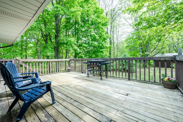 13953 Minnich Road, Chikaming Twp, MI 49125