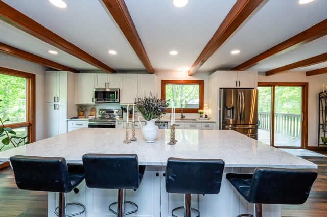 13953 Minnich Road, Chikaming Twp, MI 49125