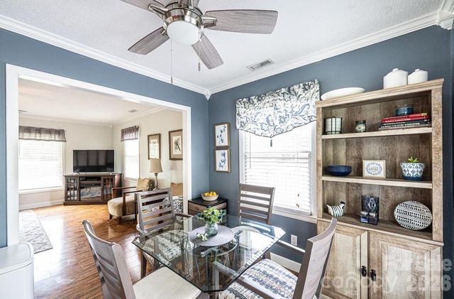 2651 31st Street Court NE, Hickory, NC 28601