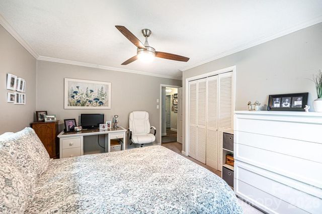 2651 31st Street Court NE, Hickory, NC 28601